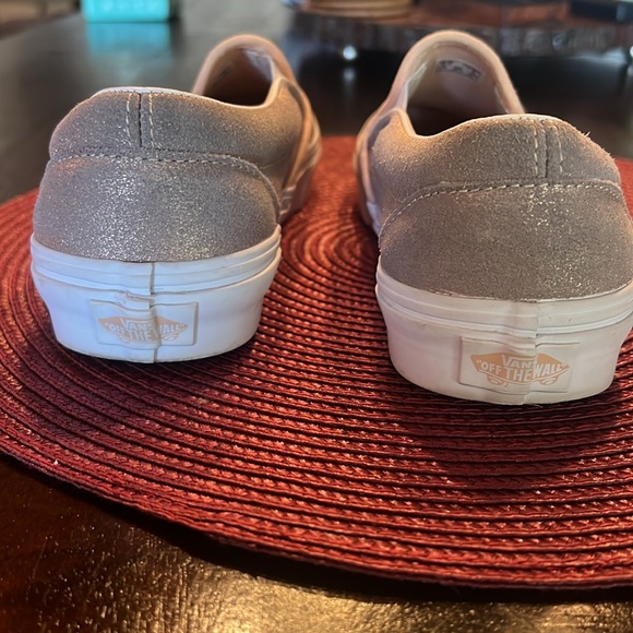 Womens Vans size 7.5. - Picture 4 of 9